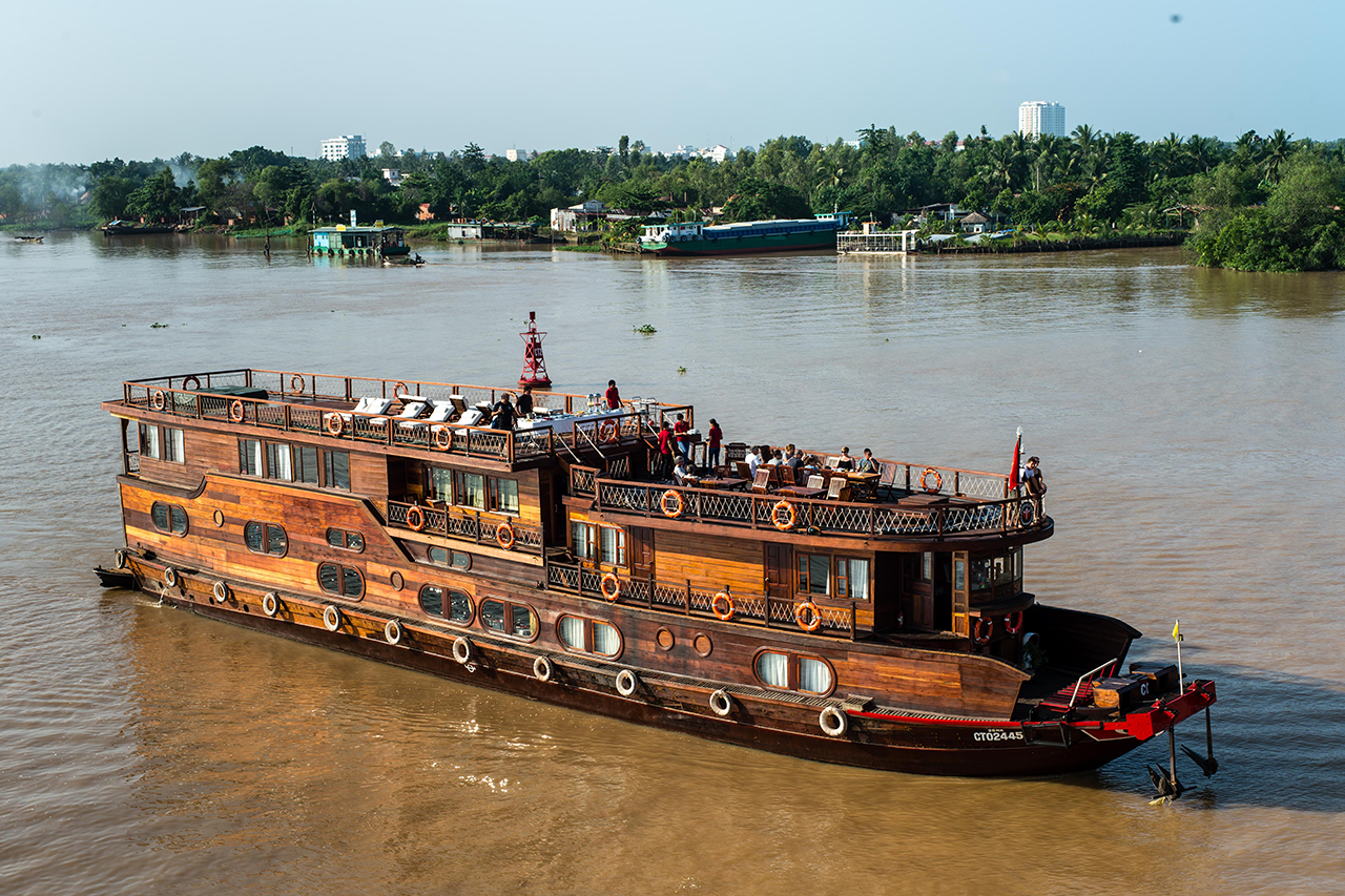 Mekong Eyes Classic Boat Vietnam (1)