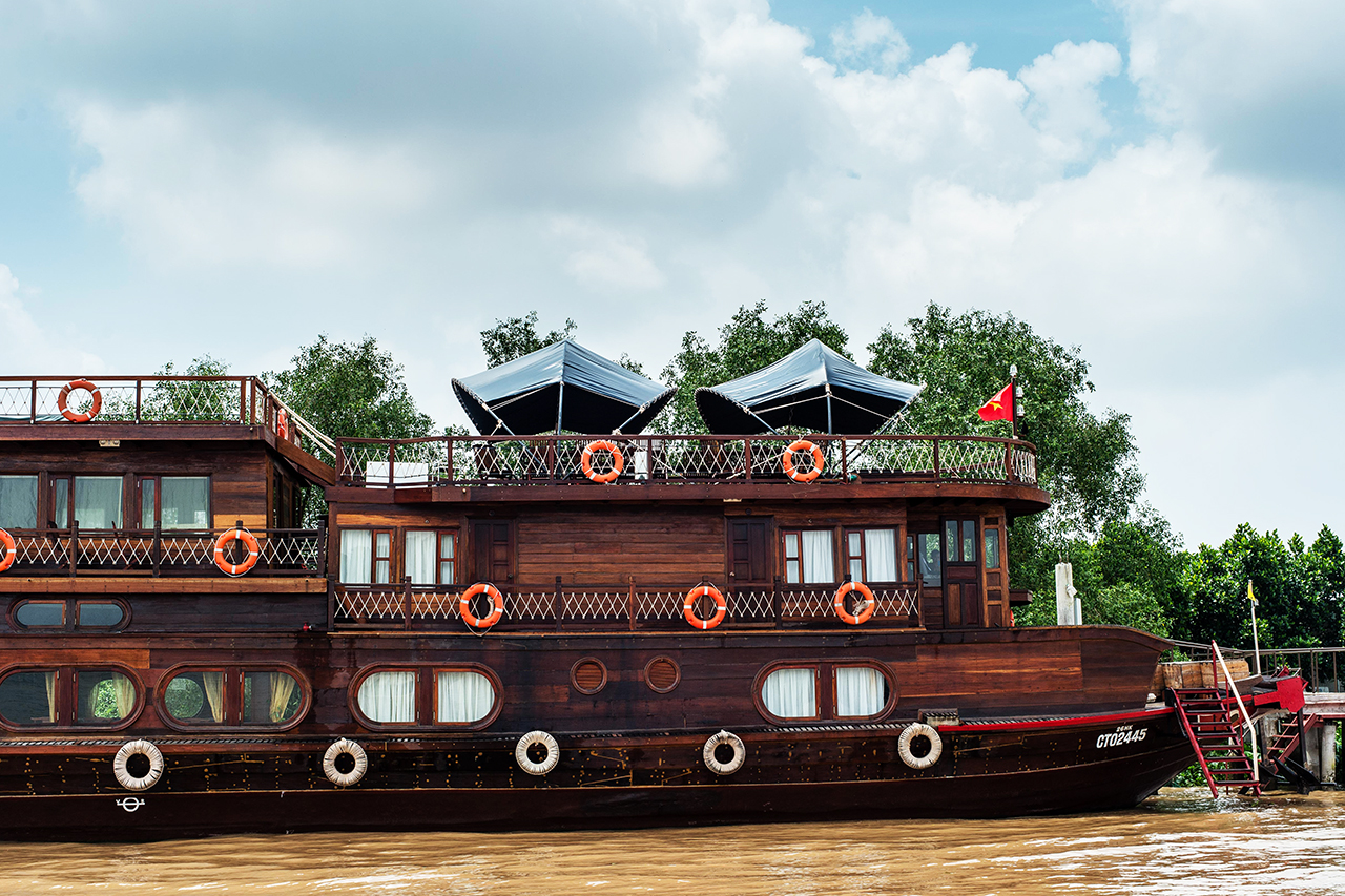 Mekong Eyes Classic Boat Vietnam (1)