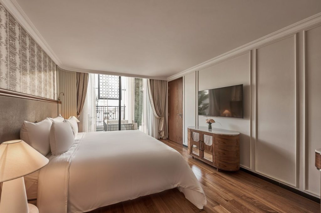 La Siesta Premium Saigon (1)