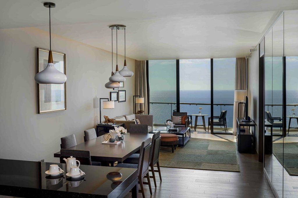 Sky Tower_Two Bedroom Grand Ocean Living Room