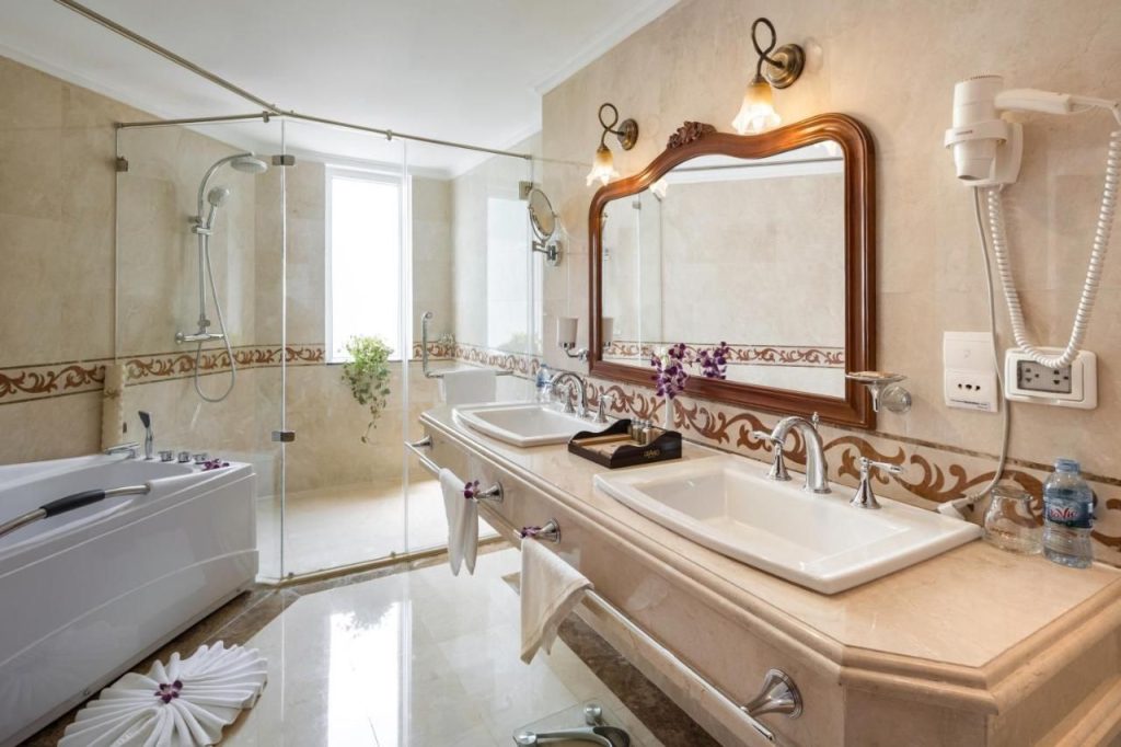 hotel grand saigon (2)