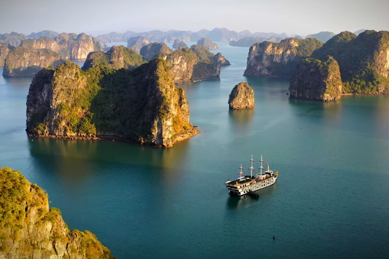 Bai Tu Long Bay near Ha Long Bay