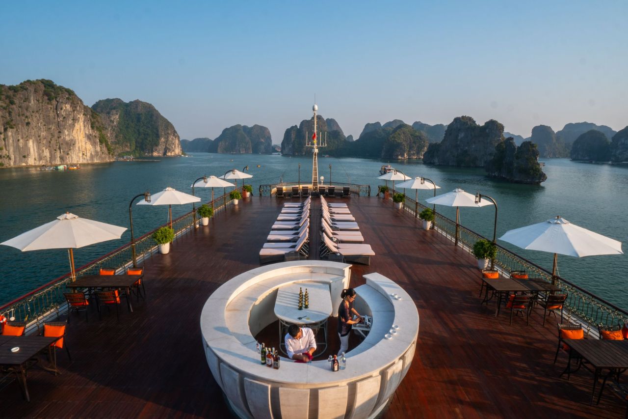 Indochine Cruise Lan Ha Bay (1)