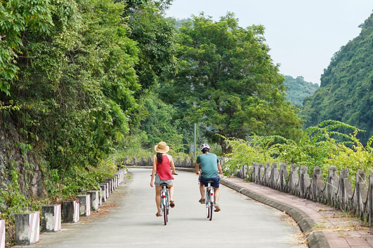 MON CHÉRI CRUISES HALONG (1)