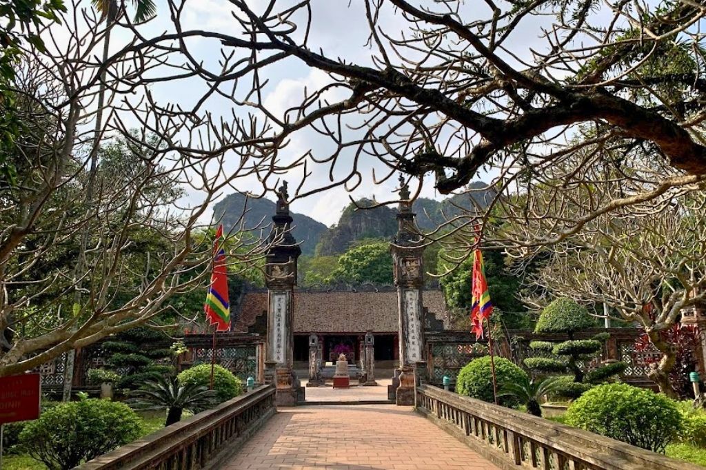 Ninh Binh - Hoa Lu Ancient Capital