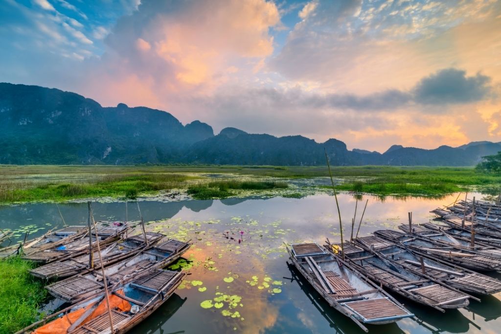 Ninh Binh - Van Long